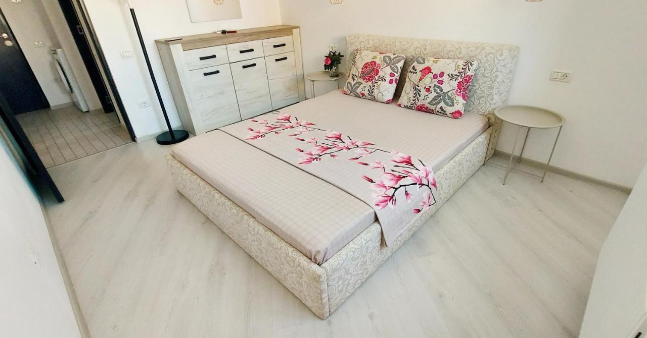 Daisy Apartament Navodari Ngoại thất bức ảnh